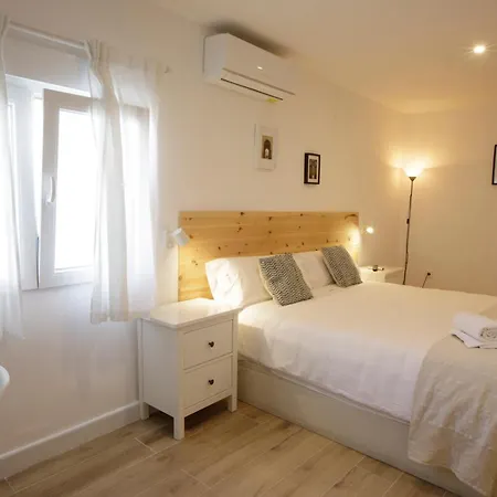 La Trinidad - Great Location B&B 4*