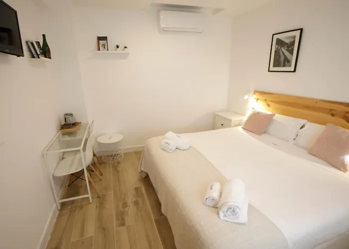 La Trinidad - Great Location Готель типу 